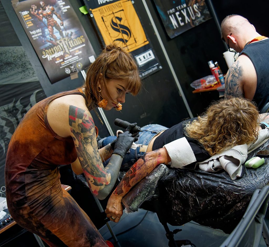 Tatouage signification : symboles populaires et leurs origines